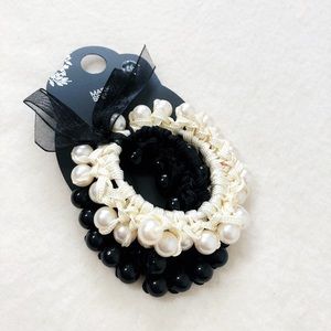 4/$22 Black White Faux Pearl Beads Dangling Elastic Hair Ropes Rings 2pcs Set